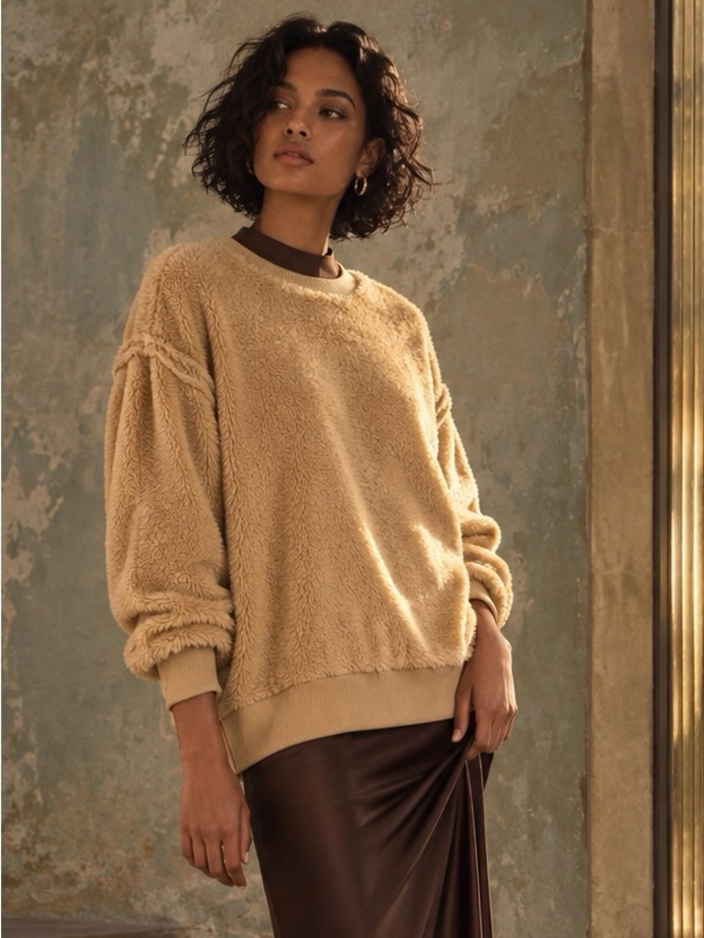 Easel NWT Sand Plush Cozy Oversized Pullover Sweater, Size S